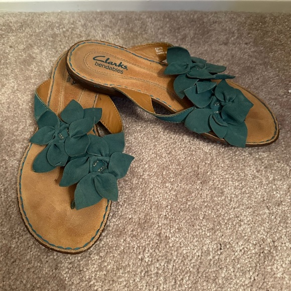 Clarks Women's Teal Floral Sandals - Picture 2 of 4